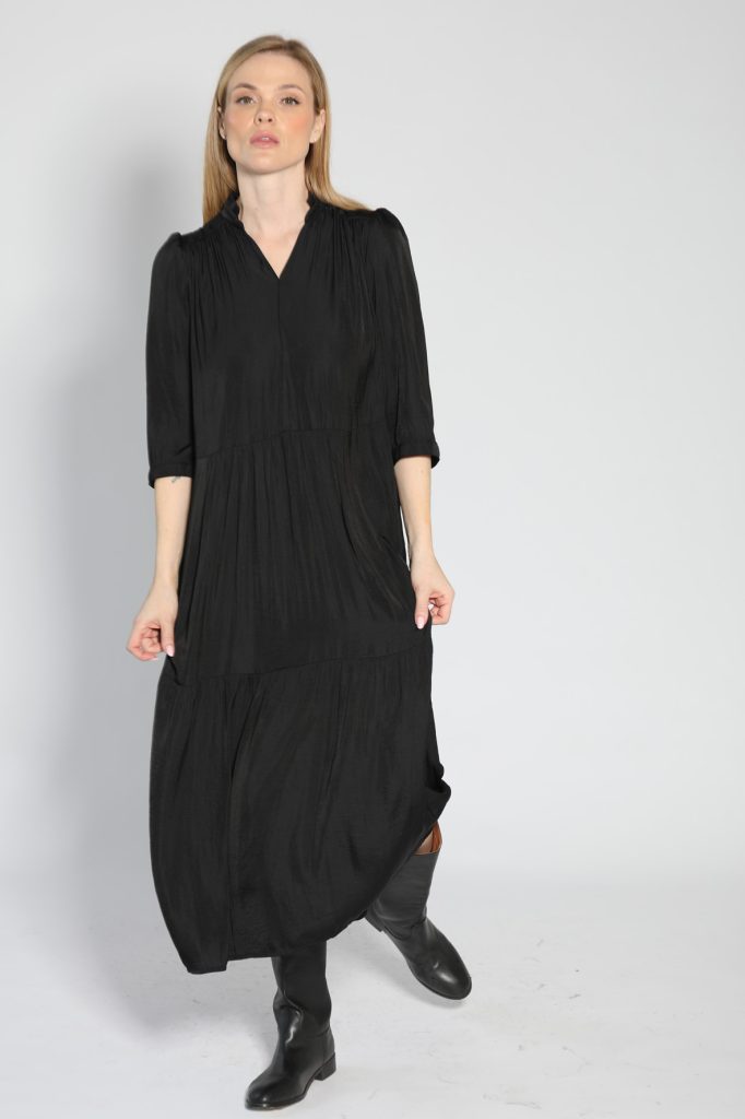 chinese dress ladies Elegant Oversized Maxi Dress with Pattern | Black & Chocolate main image 0